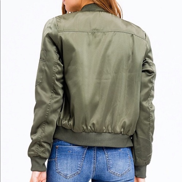 Last one‼️Bomber jacket - Picture 3 of 8